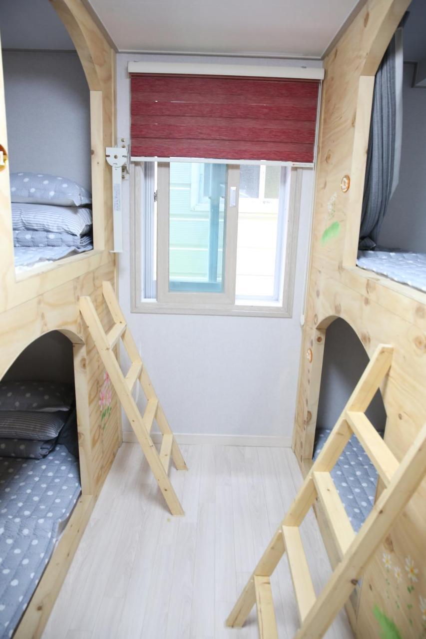 Coco Capsule Guesthouse Busan Luaran gambar